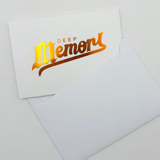 Tattoo Gutschein Deep Memory - Papierkarte mit Logo und Umschlag